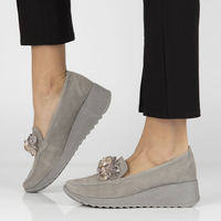 Skórzane półbuty na koturnie  Filippo DP4563/23 GR szare