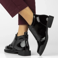 Leather ankle boots Filippo DBT7435/25 BK black