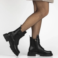 Leather ankle boots Filippo DBT7230/25 BK black