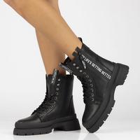 Skórzane botki typu workery Filippo DBT4153/22 BK czarne