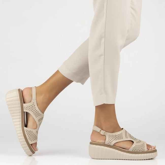 Leather sandals Filippo DS6819/25 BE beige