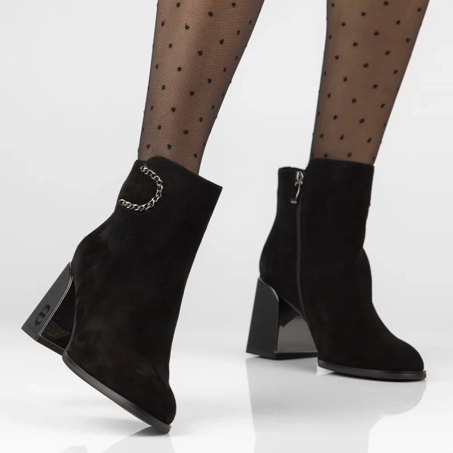 Leather ankle boots Filippo DBT6006/23 BK black