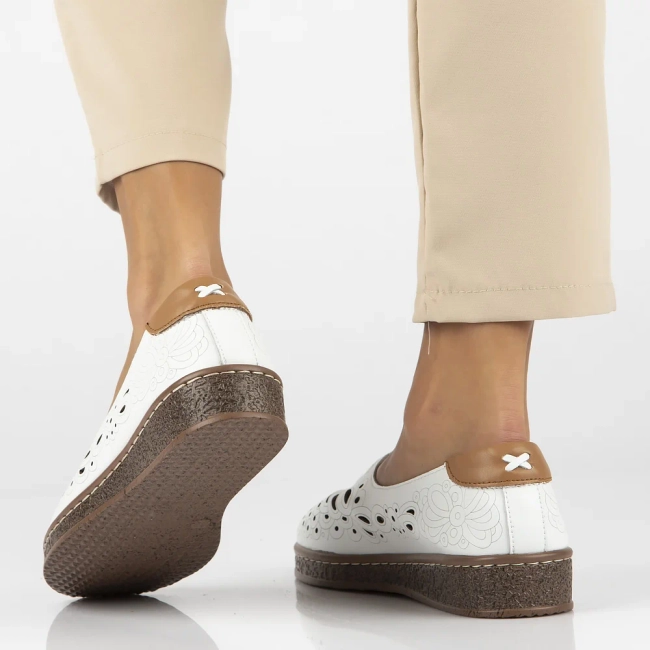 Leather shoes Filippo DP6235/24 WH white