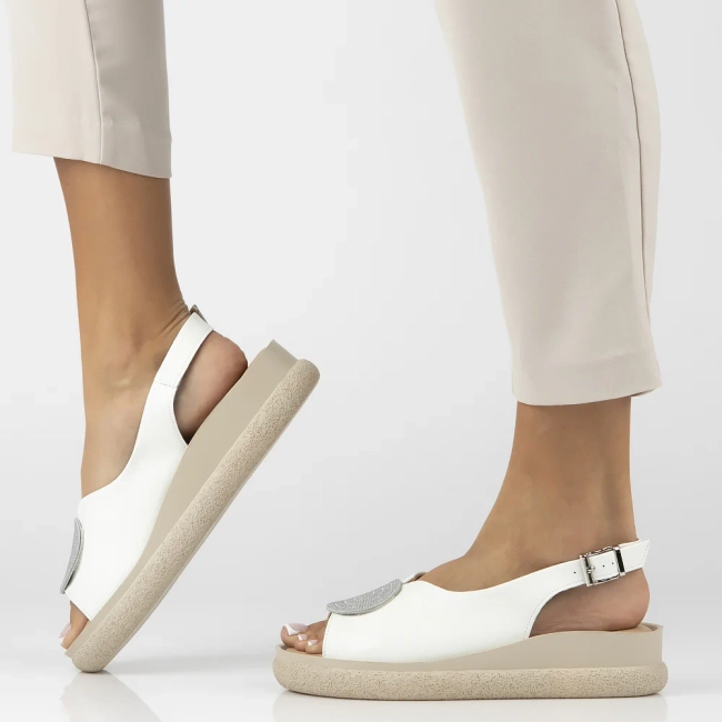 Leather sandals Filippo DS6984/25 WH white