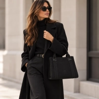 Black handbag Quinn