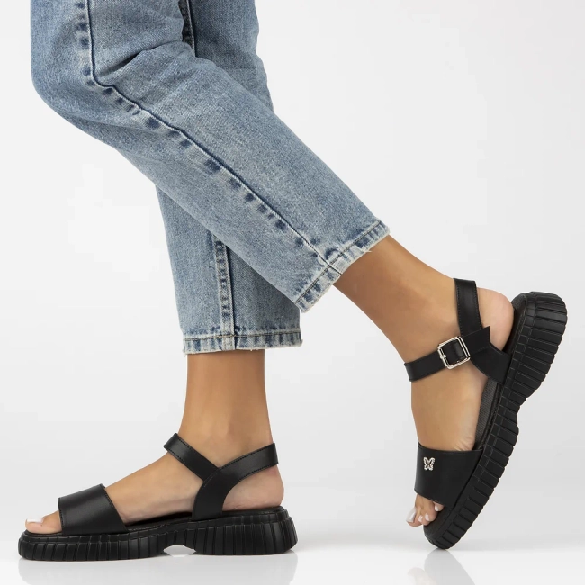 Skórzane sandały Filippo DS6811/25 BK czarne