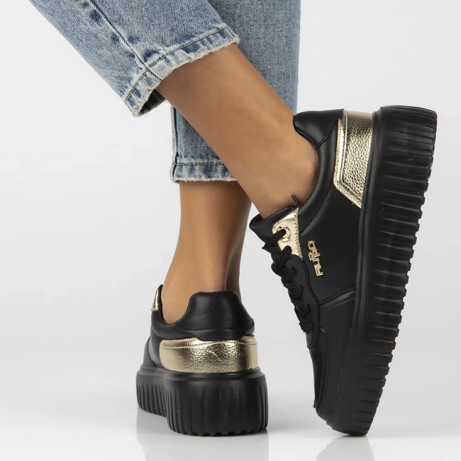 Skórzane sneakersy Filippo DP6726/25 BK GO czarne