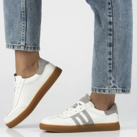 Skórzane sneakersy Filippo DP6742/25 WH białe