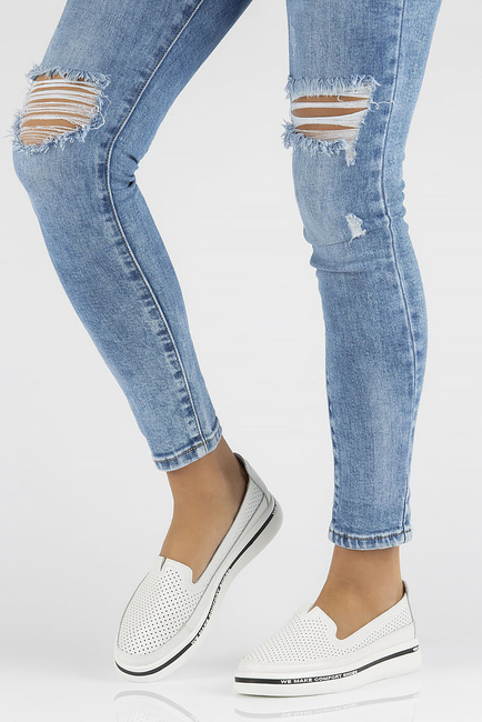 Leather shoes Filippo DP3623/22 WH white