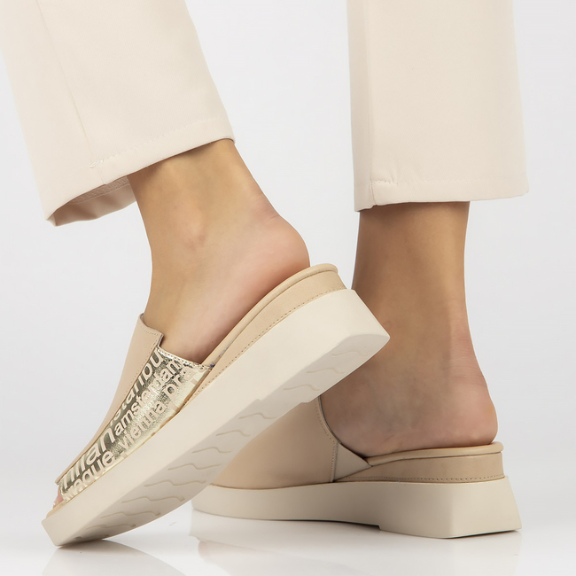 Leather flip-flops Filippo DK3921/22 BE beige