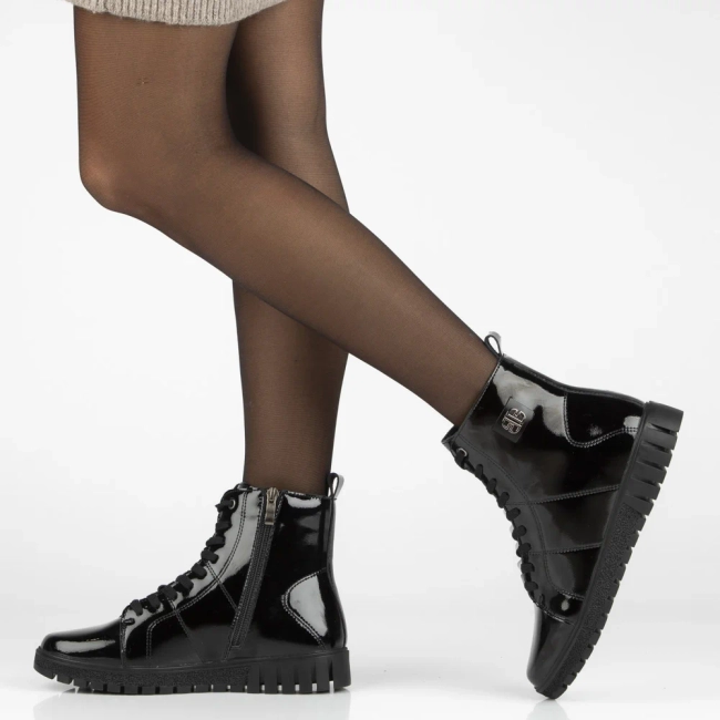 Leather ankle boots Filippo DBT7273/25 BK black