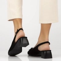 Leather pumps Filippo DP6945/25 BK SU black