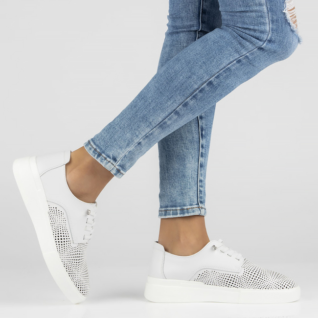 Leather shoes Filippo DP4405/23 WH white