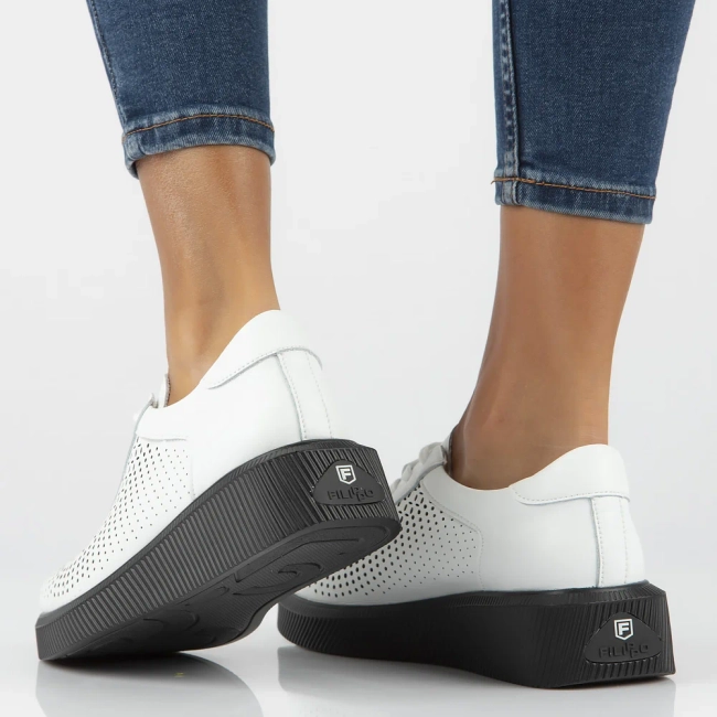 Leather shoes Filippo DP6213/24 WH white