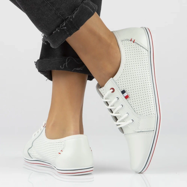 Skórzane półbuty Filippo DP009/24 WH białe