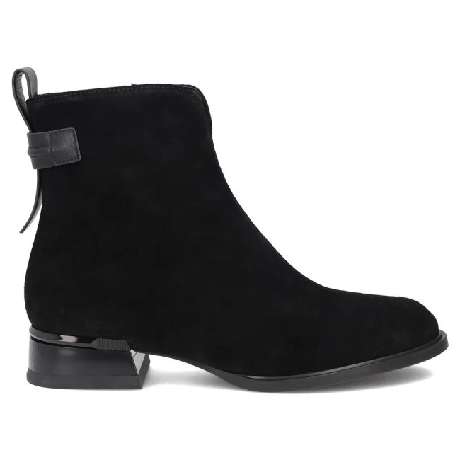 Leather heeled ankle boots Filippo DBT8182/26 BK black
