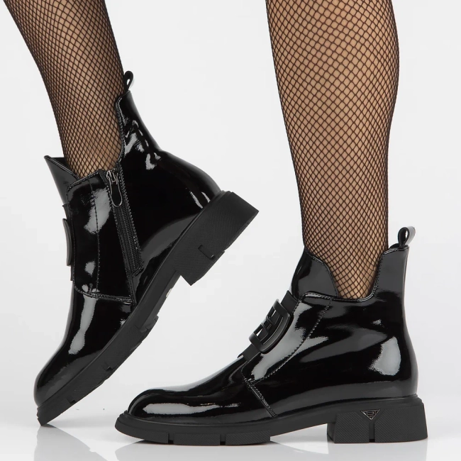 Leather ankle boots Filippo DBT6571/24 BK black