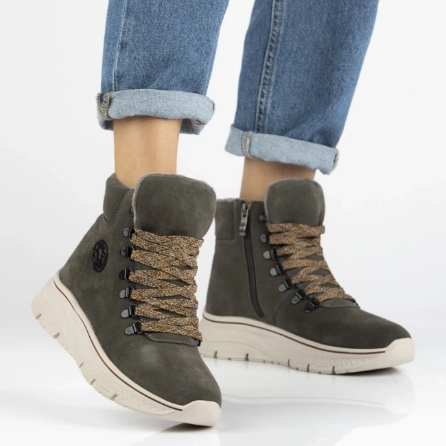 Skórzane botki na platformie Filippo DBT7290/25 GR szare