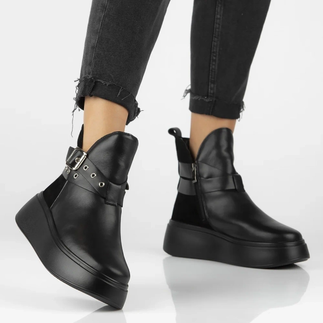 Leather ankle boots Filippo DBT6341/24 BK black