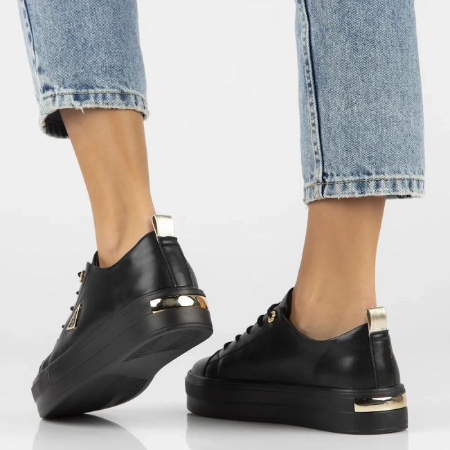 Skórzane półbuty na platformie Filippo DP3533/24 BK czarne