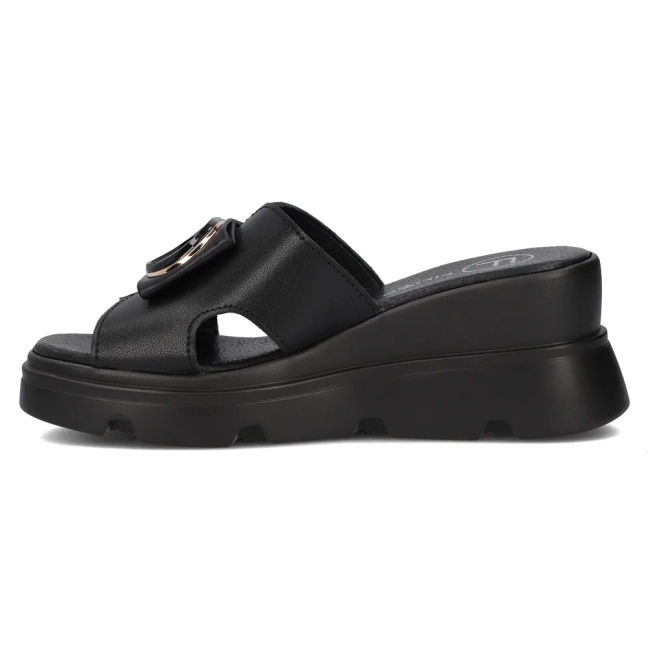 Leather flip-flops Filippo DK6078/24 BK black
