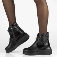 Leather ankle boots Filippo DBT7431/25 BK black