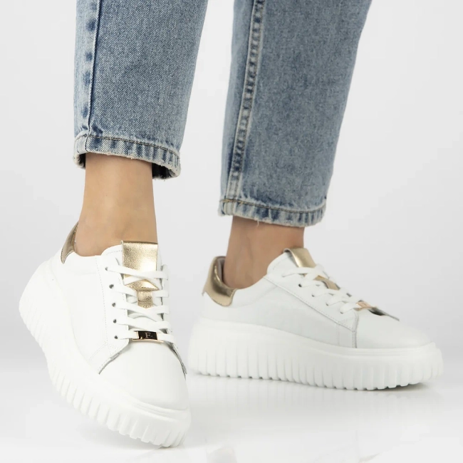 Leather sneakers Filippo DP7001/25 WH white