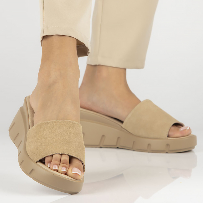 Leather flip-flops Filippo DK4454/23 BE beige