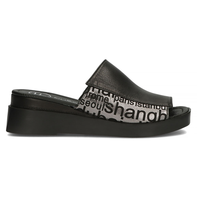 Skórzane klapki Filippo DK3921/22 BK czarne