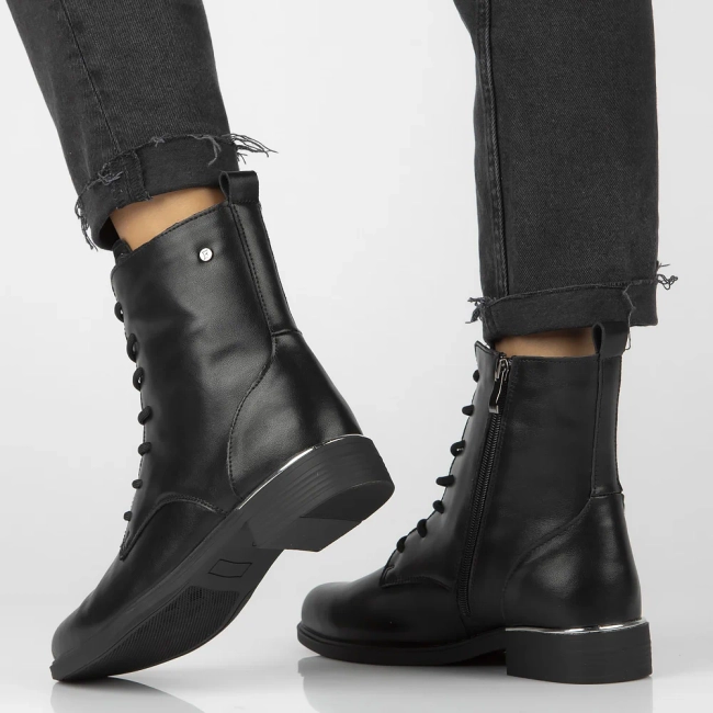 Leather ankle boots Filippo DBT4747/24 BK D black