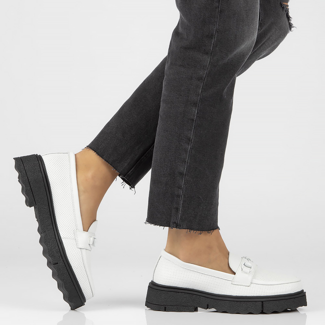 Leather shoes Filippo DP4196/22 WH white