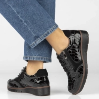Skórzane półbuty na koturnie Filippo DP4912/26 BK CR czarne