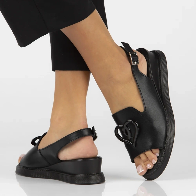 Leather sandals Filippo DS6069/25 BK black