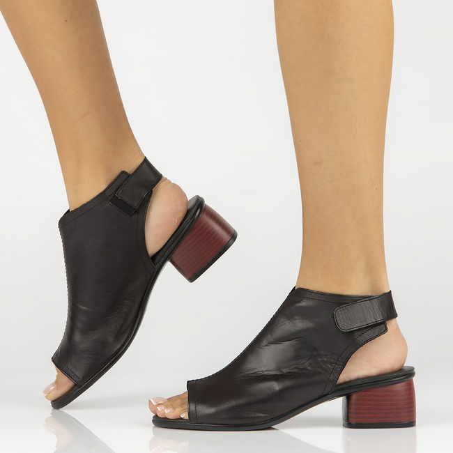 Leather sandals Remonte R8770-01 black