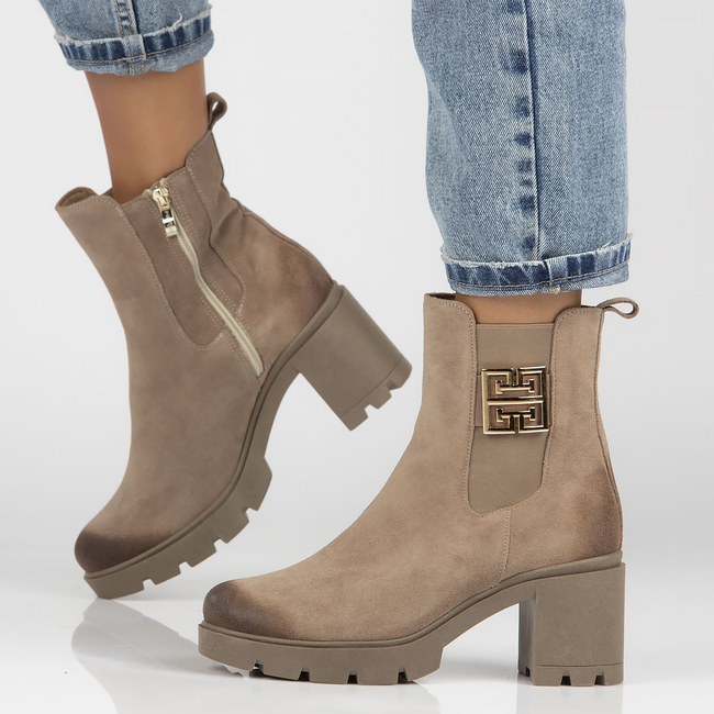 Skórzane botki na obcasie Filippo 60396 Taupe