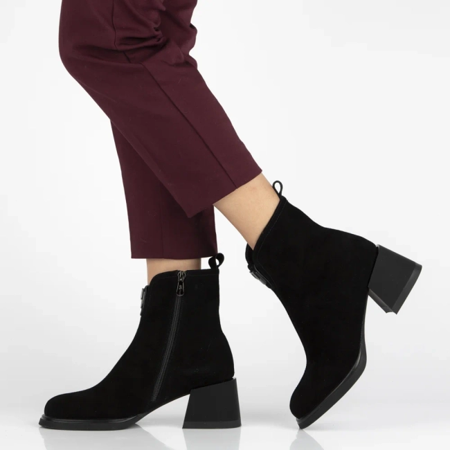 Leather ankle boots Filippo DBT7225/25 BK black