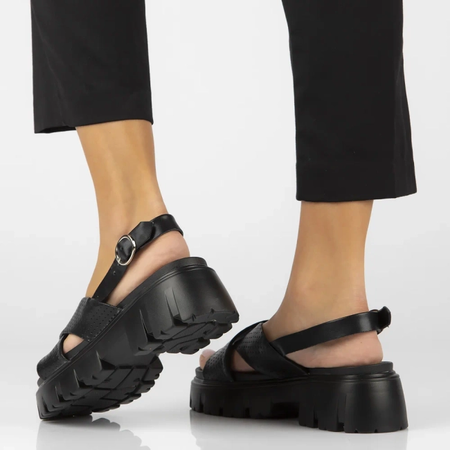 Leather sandals Filippo DS6059/24 BK black