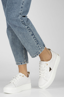 Skórzane półbuty na platformie Filippo DP3533/23 WH białe