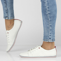 Leather shoes Filippo DP073/23 WH white