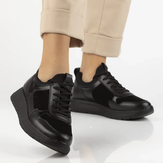 Skórzane sneakersy Remonte D2V00-00 czarne