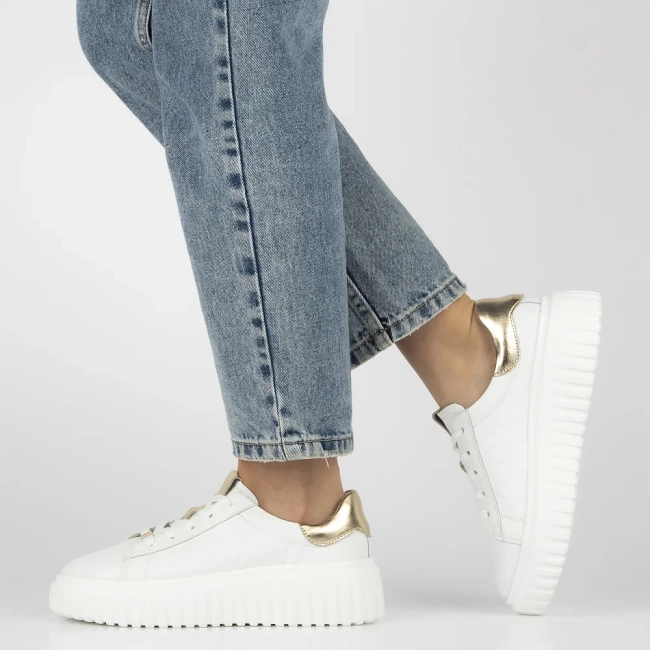 Leather sneakers Filippo DP7001/25 WH white