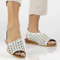 Leather sandals Artiker 56C2549 white