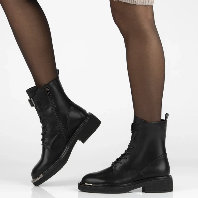 Skórzane botki na obcasie Filippo DBT7231/25 BK czarne