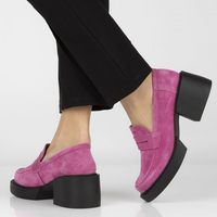 Skórzane półbuty na obcasie Filippo DP4685/23 FH różowe