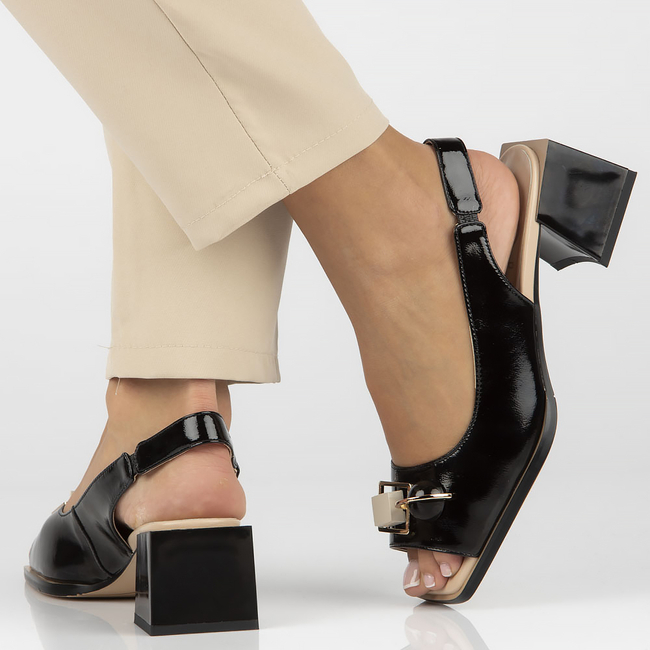 Leather sandals Filippo DS4418/23 BK black