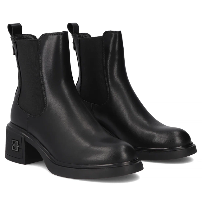 Leather ankle boots Filippo DBT7198/25 BK black