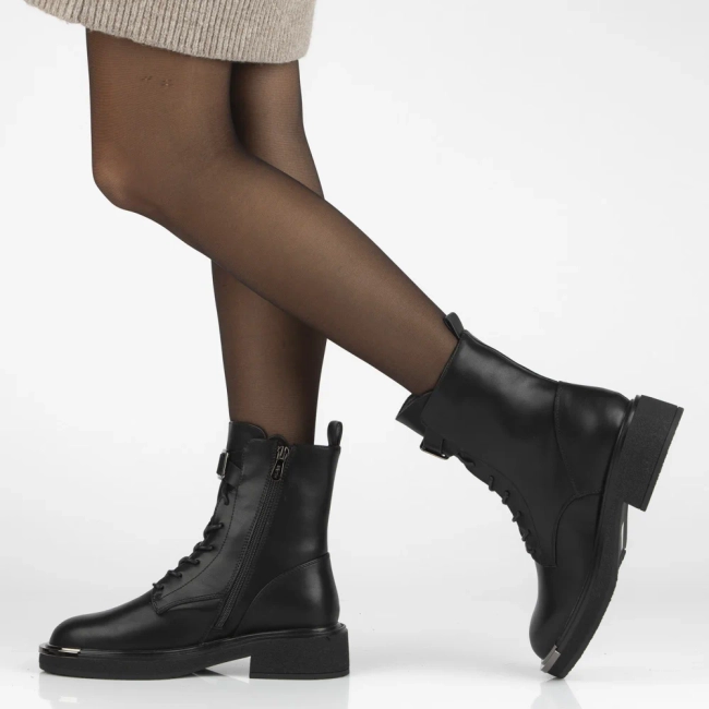 Skórzane botki na obcasie Filippo DBT7231/25 BK czarne