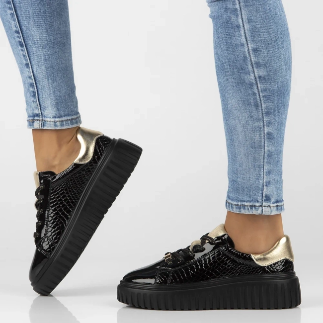 Leather sneakers Filippo DP7001/25 BK L black