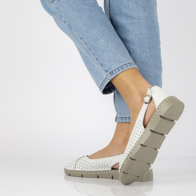 Skórzane półbuty Filippo DP091/20 WH białe