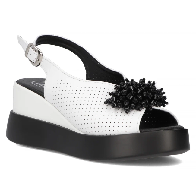 Leather sandals Filippo DS6076/25 WH white